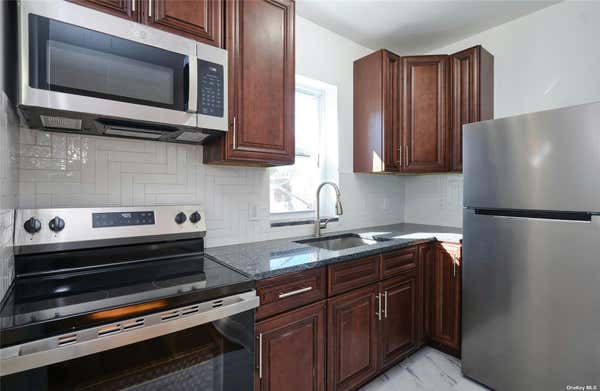 2 beds, 1 bath, $2,650