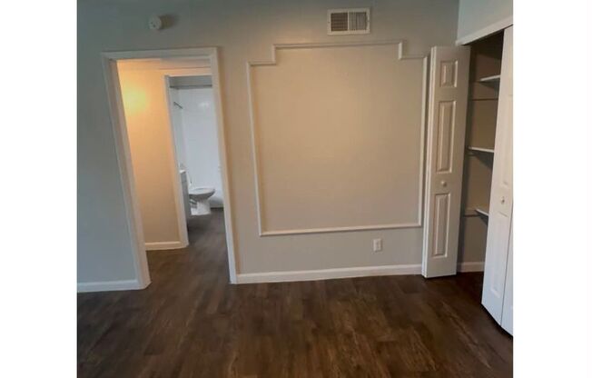 2 beds, 1 bath, 873 sqft, $1,120, Unit 08-0816