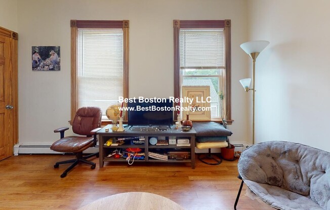 319 HURLEY ST