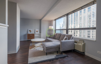 455 E OHIO