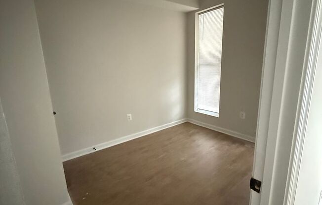 Newly Renovated Townhouse