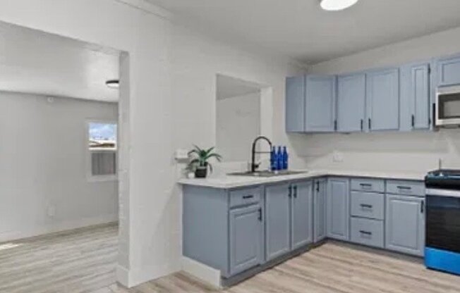 1417 DOGWOOD AVE