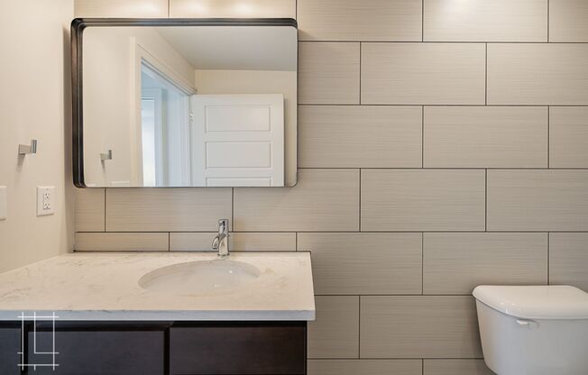 1 bed, 1 bath, $1,425, Unit 1112 N 4th St. Apt. 208
