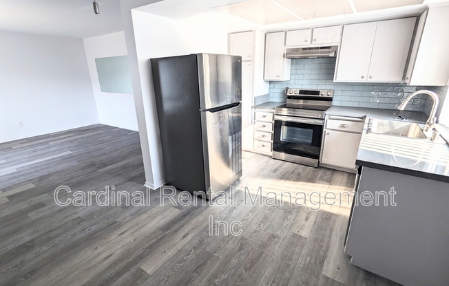 917 CABRILLO DR