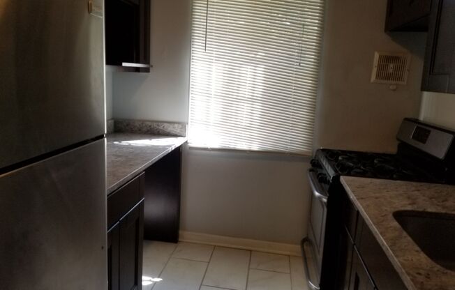 1 bed, 1 bath, $1,550, Unit (#1)