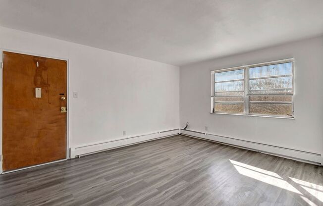 3298 CAMVIC TERRACE APARTMENTS