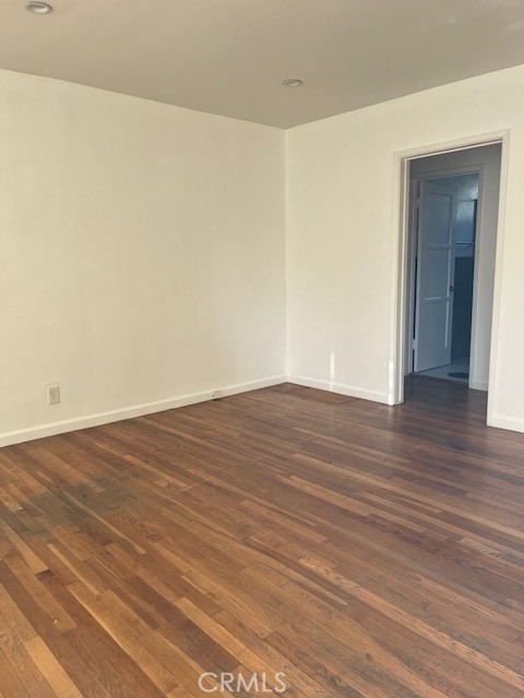 2 beds, 1 bath, 981 sqft, $3,600