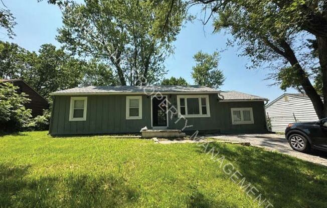 Home in Ruskin Heights