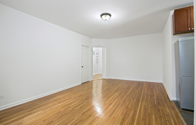 Studio, 1 bath, 439 sqft, $3,300, Unit 2C