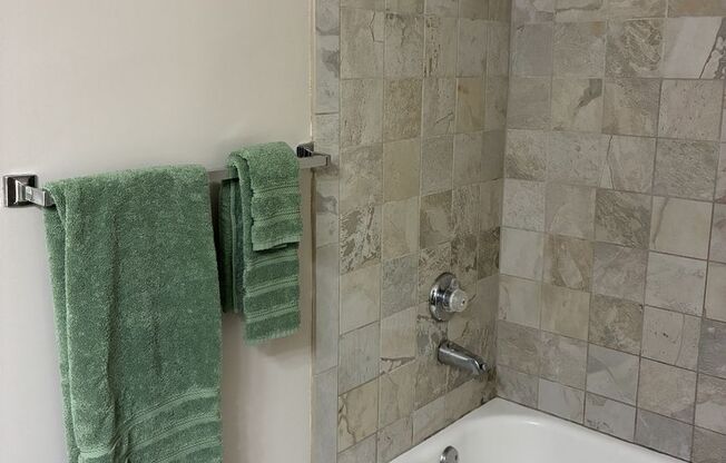 2 beds, 2 baths, 1,068 sqft, $1,717, Unit 1210TrF