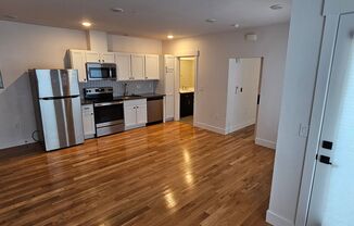 1 bed, 1 bath, 640 sqft, $1,200, Unit 31