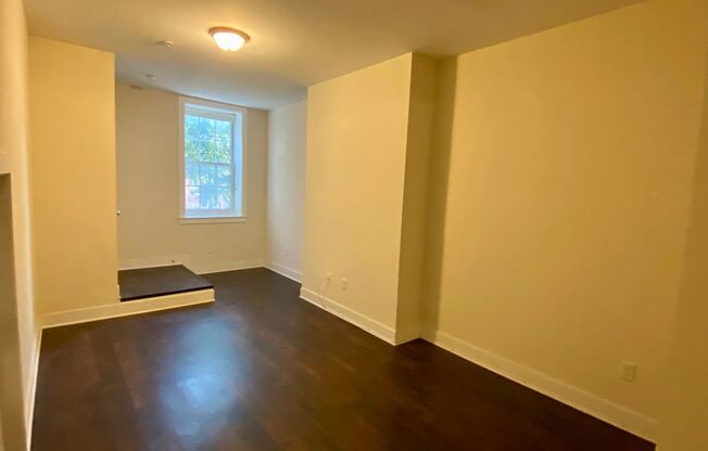 For Rent: Stylish Urban Living at 1618 Bank Street – Your City Lifestyle Awaits!