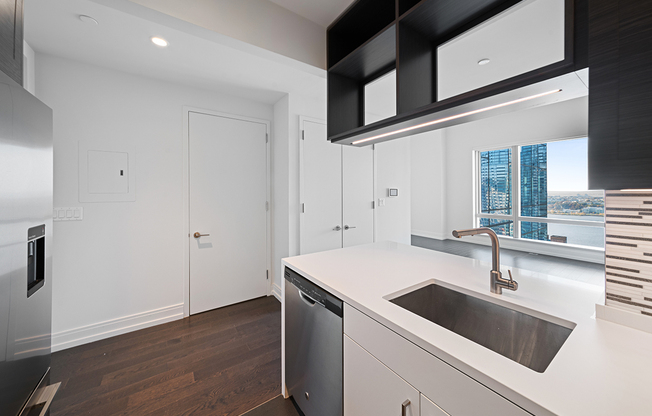 Studio, 1 bath, $3,950, Unit 22H