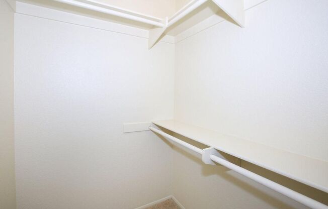 2 beds, 2 baths, 900 sqft, $2,595, Unit 202