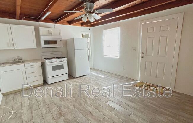 2519 N ESTRELLA AVE