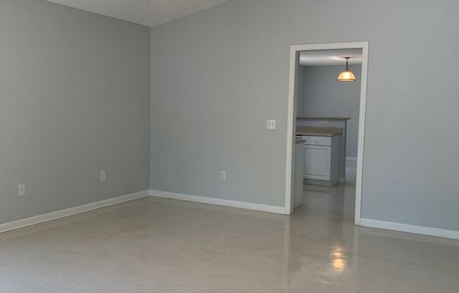 3 Bedroom 2 Bath House on Hillsdale Drive w/Storage