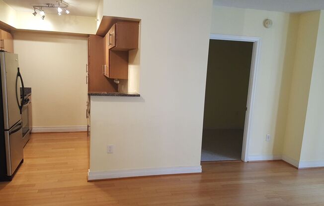 1 bed, 1 bath, $2,850, Unit Unit 608