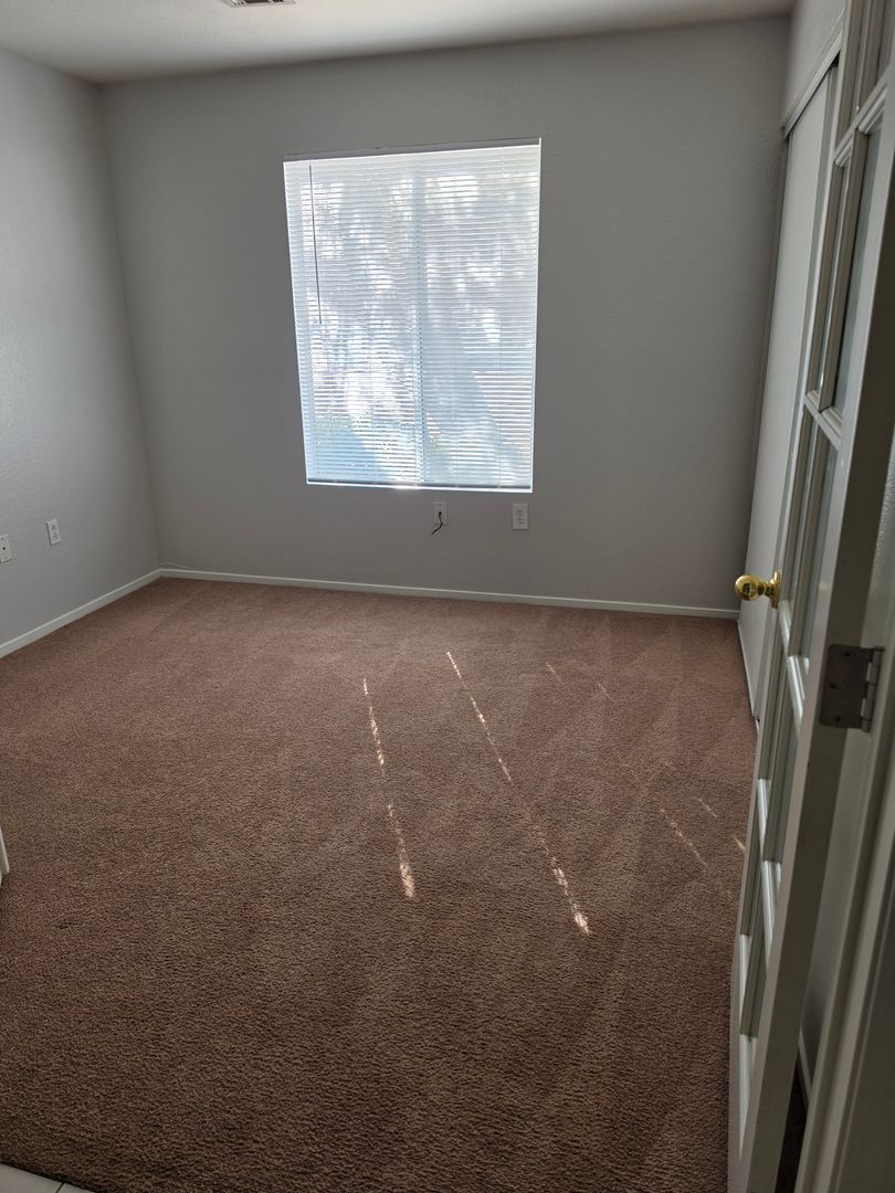3 Bedroom Townhome FOR RENT