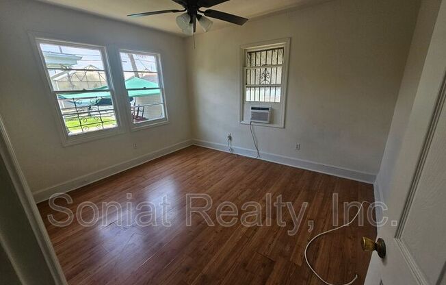 3506 LIVE OAK ST