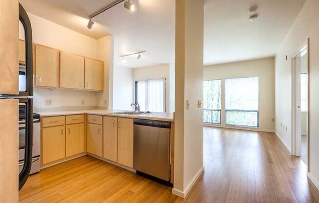 1 bed, 1 bath, 678 sqft, $1,825, Unit 203