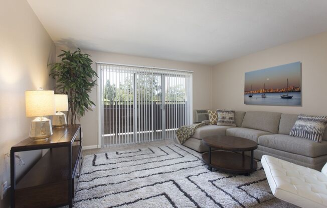 1 bed, 1 bath, 704 sqft, $2,195, Unit B-26