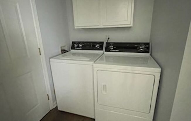 3 beds, 2 baths, $1,700