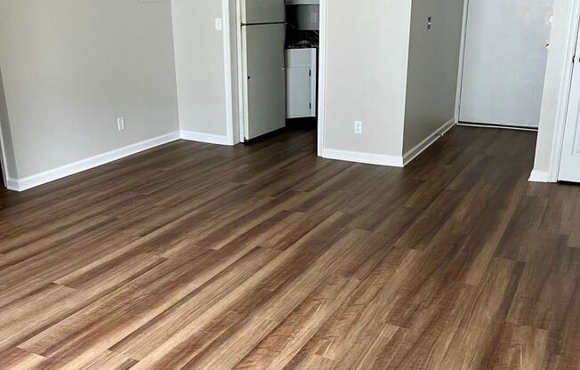 15th Street Apartments Available!