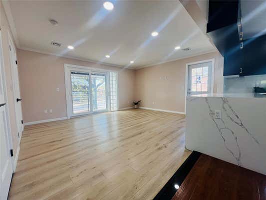 20003 46 AVE