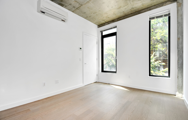 1 bed, 1 bath, $4,189, Unit 4D