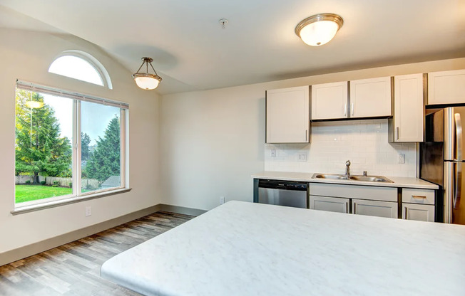 2 beds, 2 baths, 962 sqft, $1,699