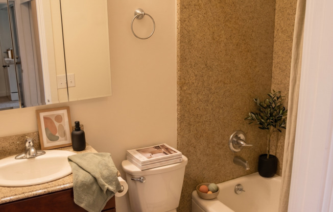1 bed, 1 bath, $1,845, Unit C-304