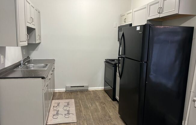 525 1/2 W. King St.