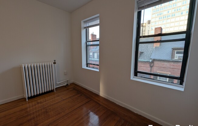 31 Temple St.