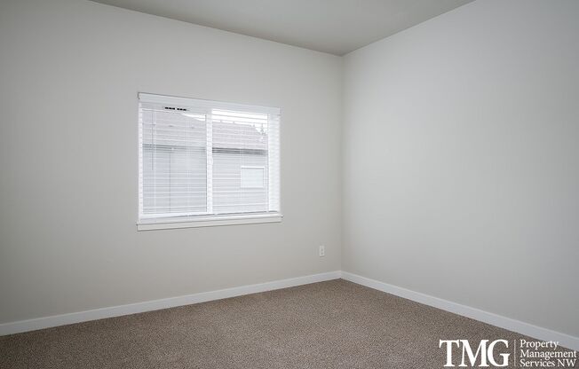 2 beds, 2 baths, 825 sqft, $1,599, Unit 1-12B