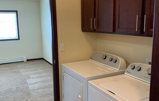 1 bed, 1 bath, 718 sqft, $1,055, Unit 3839-209