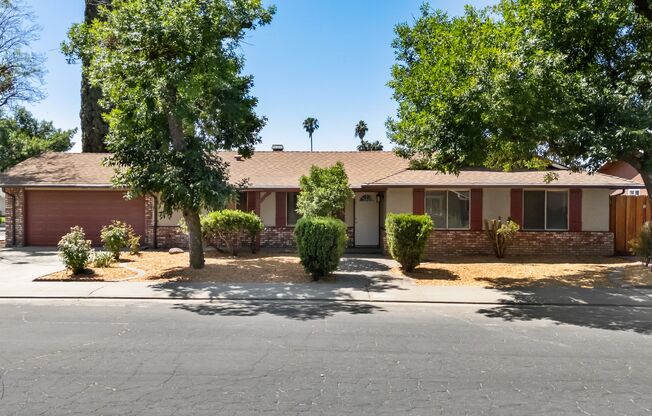 2904 Hagen Way Modesto, CA 95355