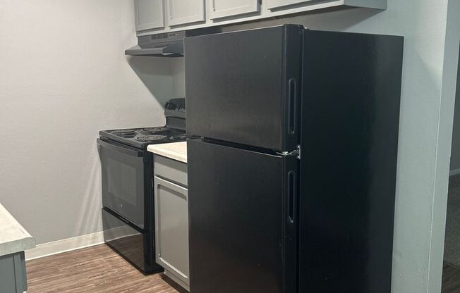 1 bed, 1 bath, 615 sqft, $695