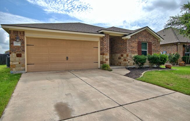4 Bed 2 Bath Home Near Lake Pflugerville