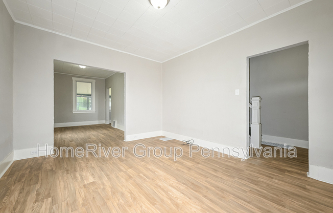 1170 RDG AVE