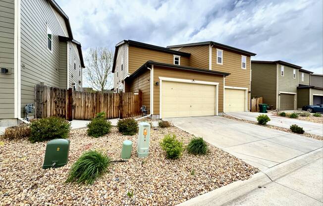 1289 S DALLAS CT