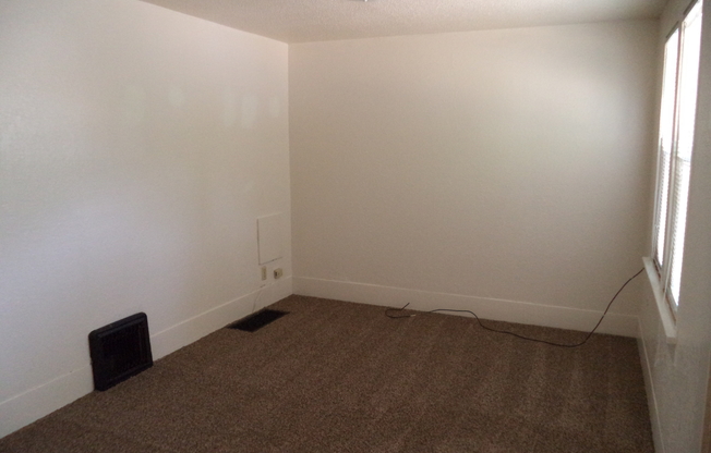 1 bed, 1 bath, $825