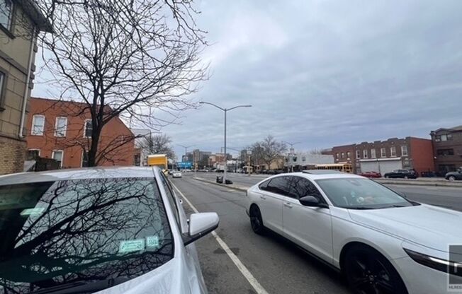 3 beds, 1 bath, $3,454, Unit 3