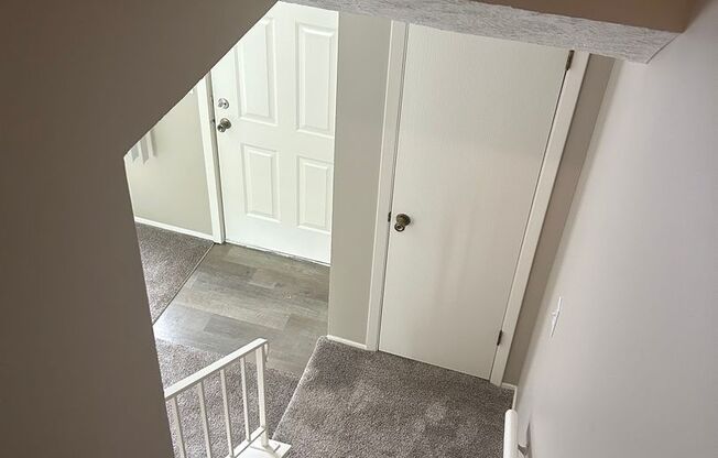 2 beds, 1 bath, 869 sqft, $1,139, Unit 2872B