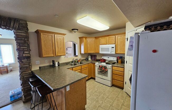 3 Bedroom Condo in Eagle Mountain for Rent!