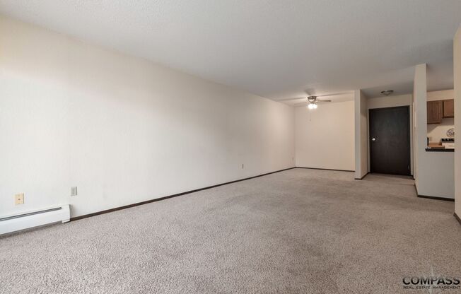 1 bed, 1 bath, 709 sqft, $1,045, Unit 2214-306