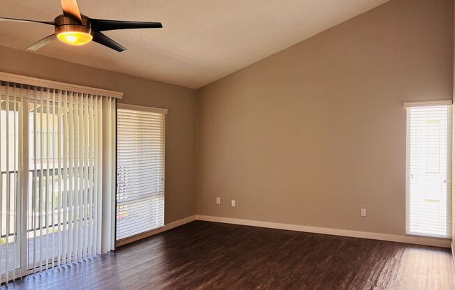 2 beds, 2 baths, 919 sqft, $2,580, Unit F24