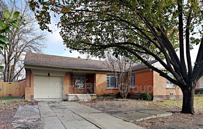 2339 SAN MEDINA AVE
