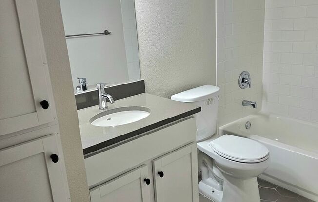 1 bed, 1 bath, 700 sqft, $1,224, Unit LAW9-108
