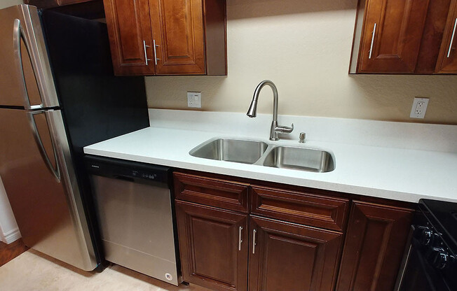 2 beds, 2 baths, 910 sqft, $2,895, Unit 406