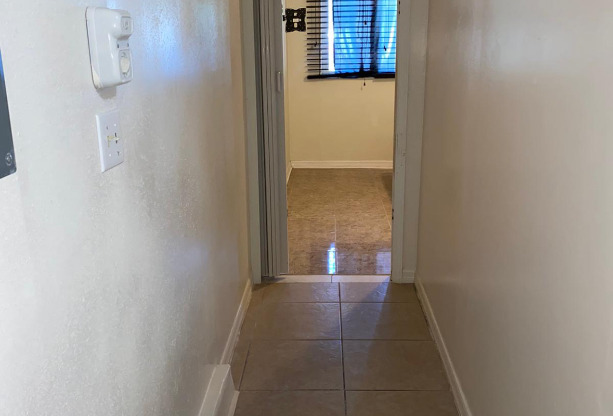 129 DAHLIA DR